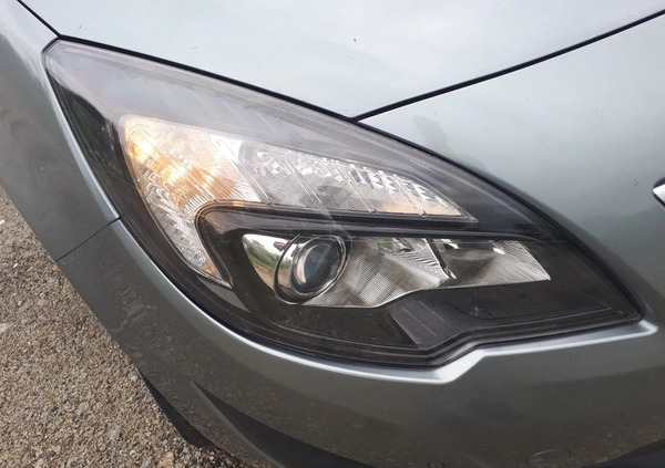 Opel Meriva cena 23700 przebieg: 212000, rok produkcji 2011 z Gorzów Śląski małe 407